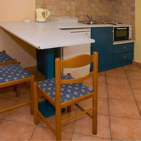 Hotell Olive Grove 2*